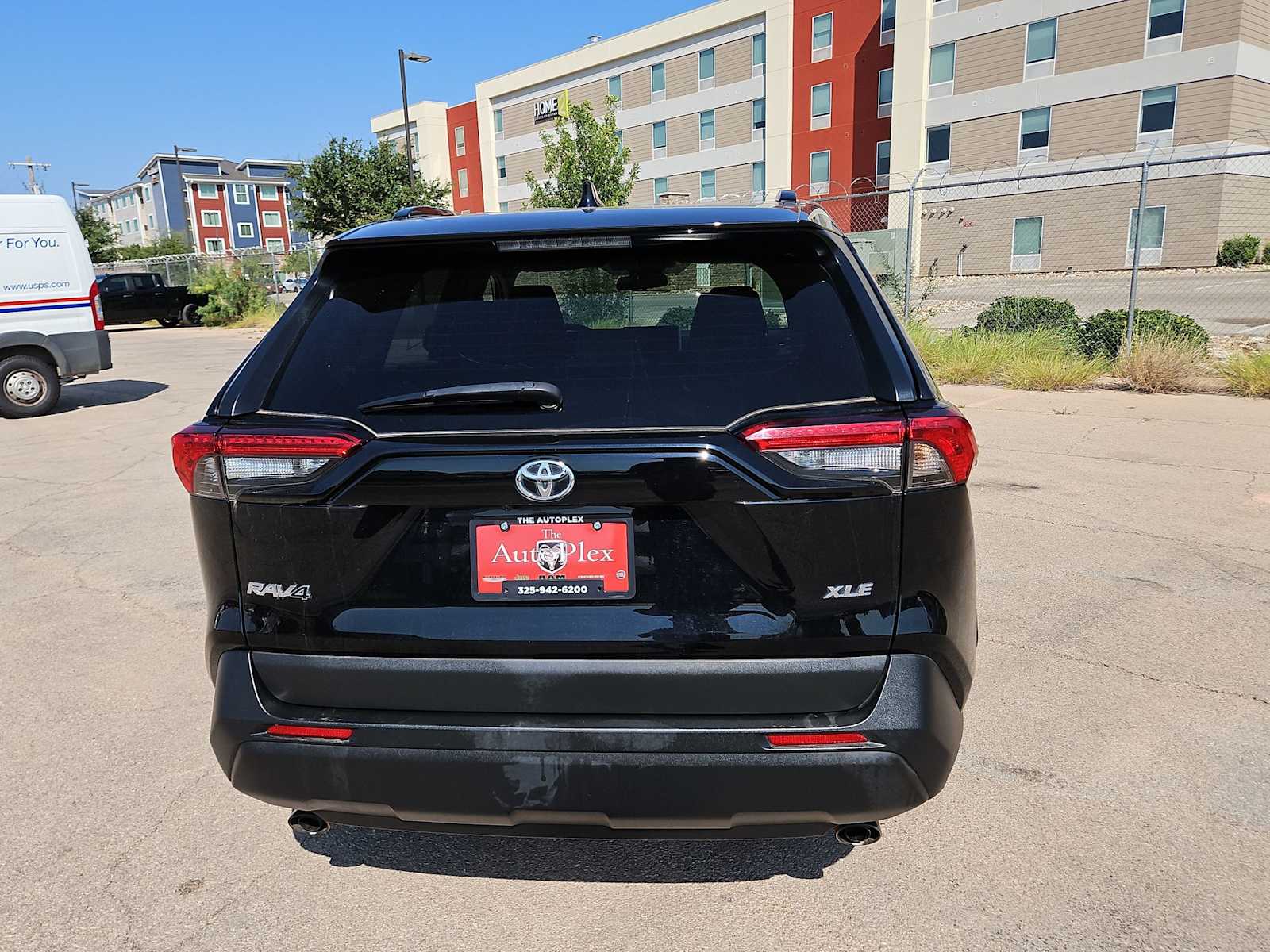 Thumbnail: 2023 Toyota RAV4 - 13
