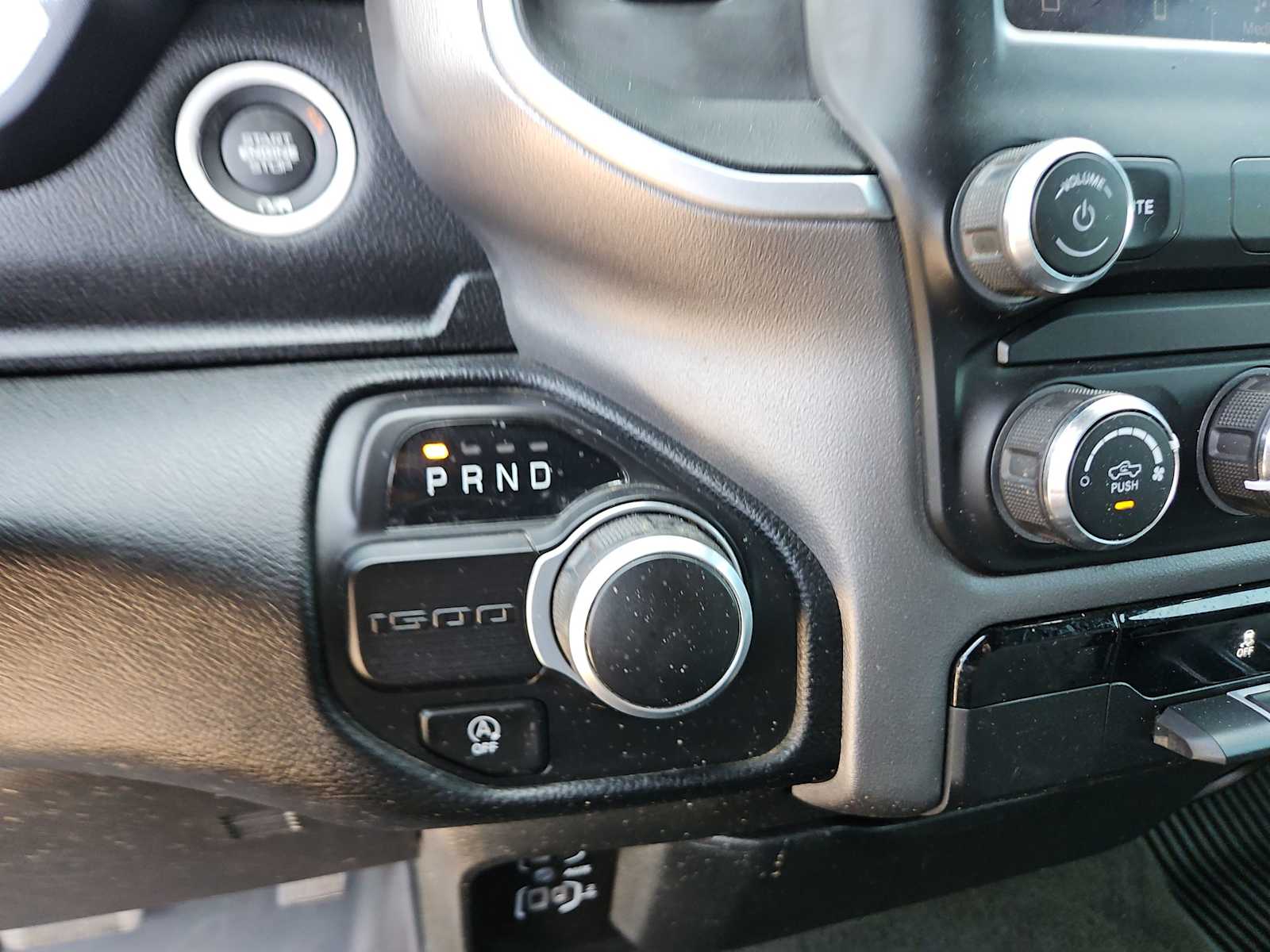 2022 RAM 1500 Big Horn 24