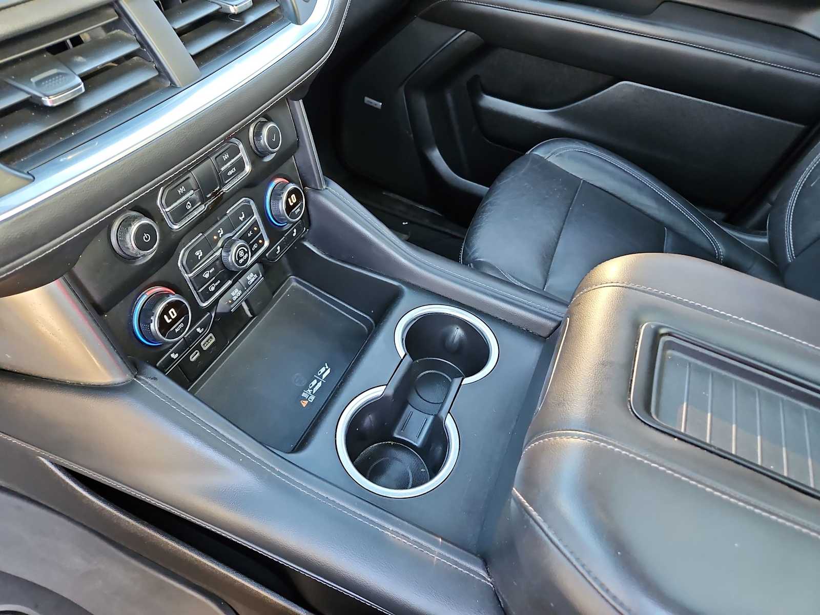 Thumbnail: 2021 Chevrolet Suburban - 19