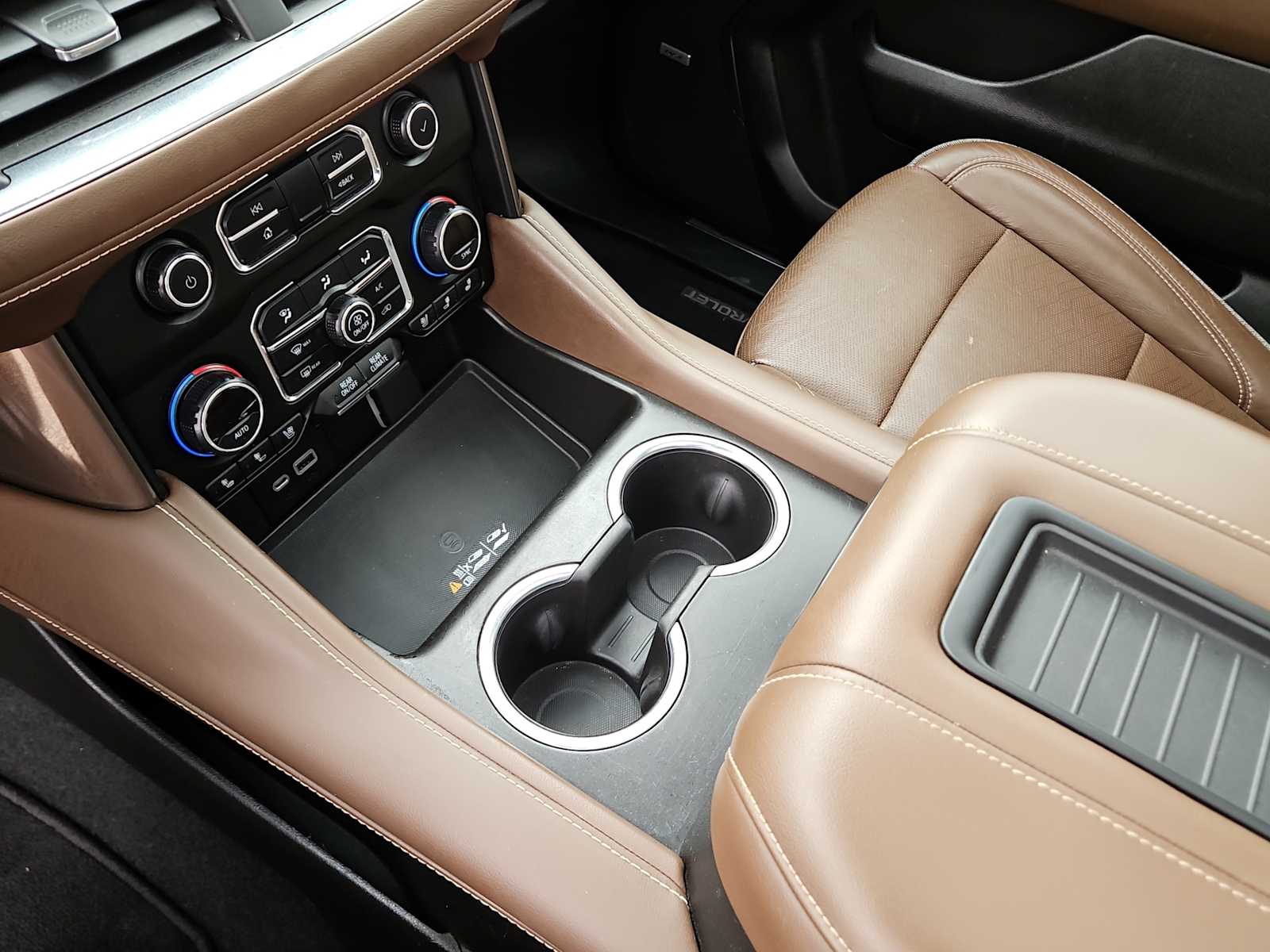 Thumbnail: 2021 Chevrolet Suburban - 20