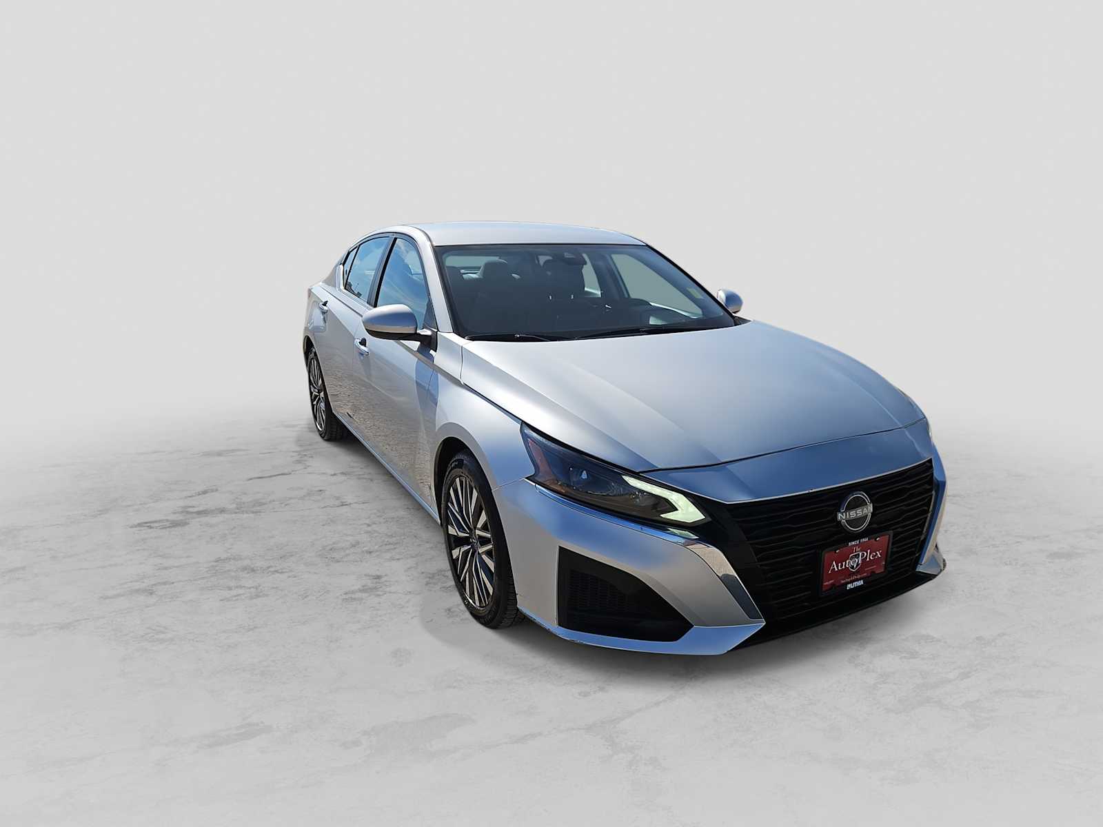 Thumbnail: 2023 Nissan Altima - 2