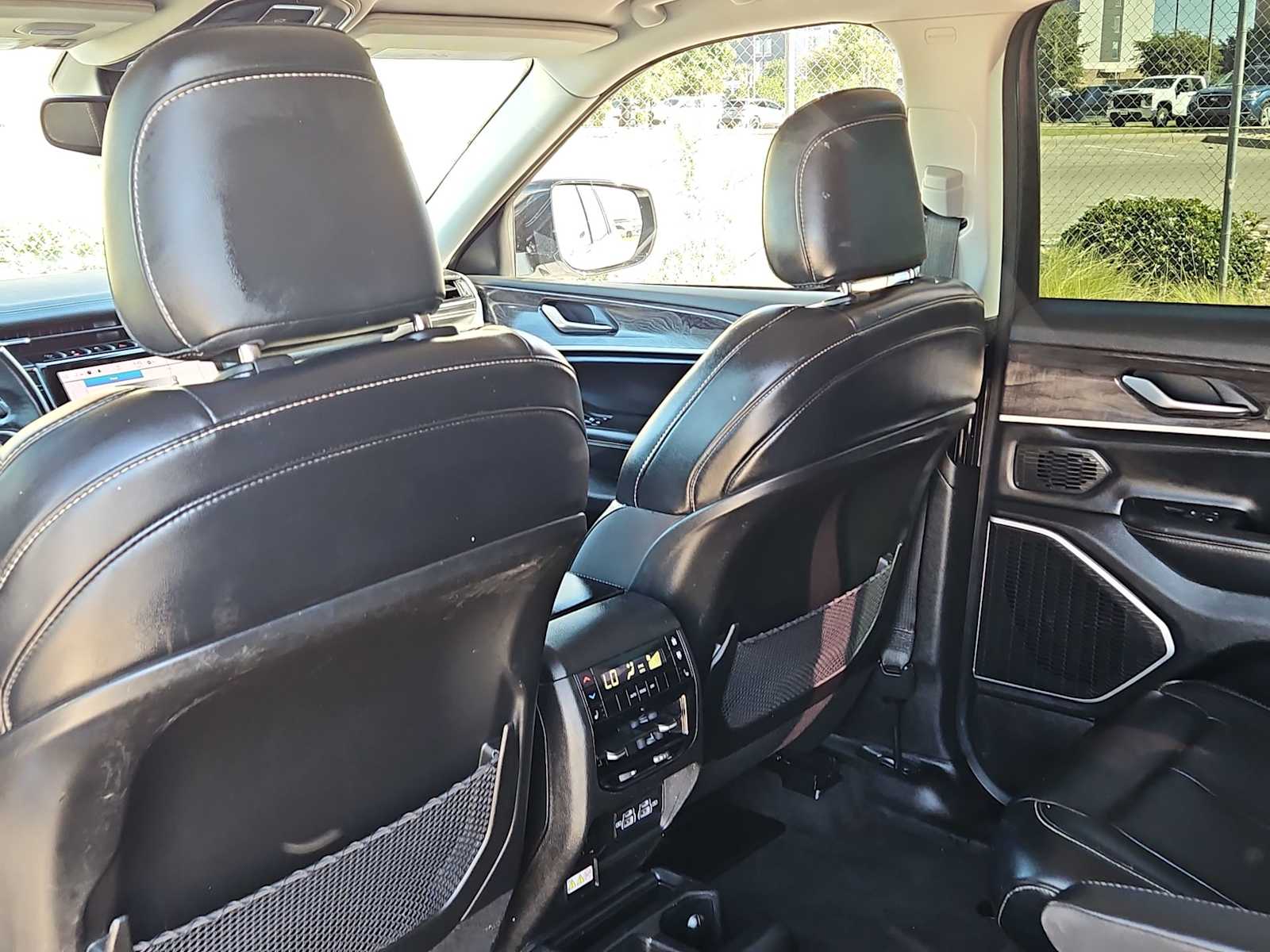 Thumbnail: 2021 Jeep Grand Cherokee L - 18