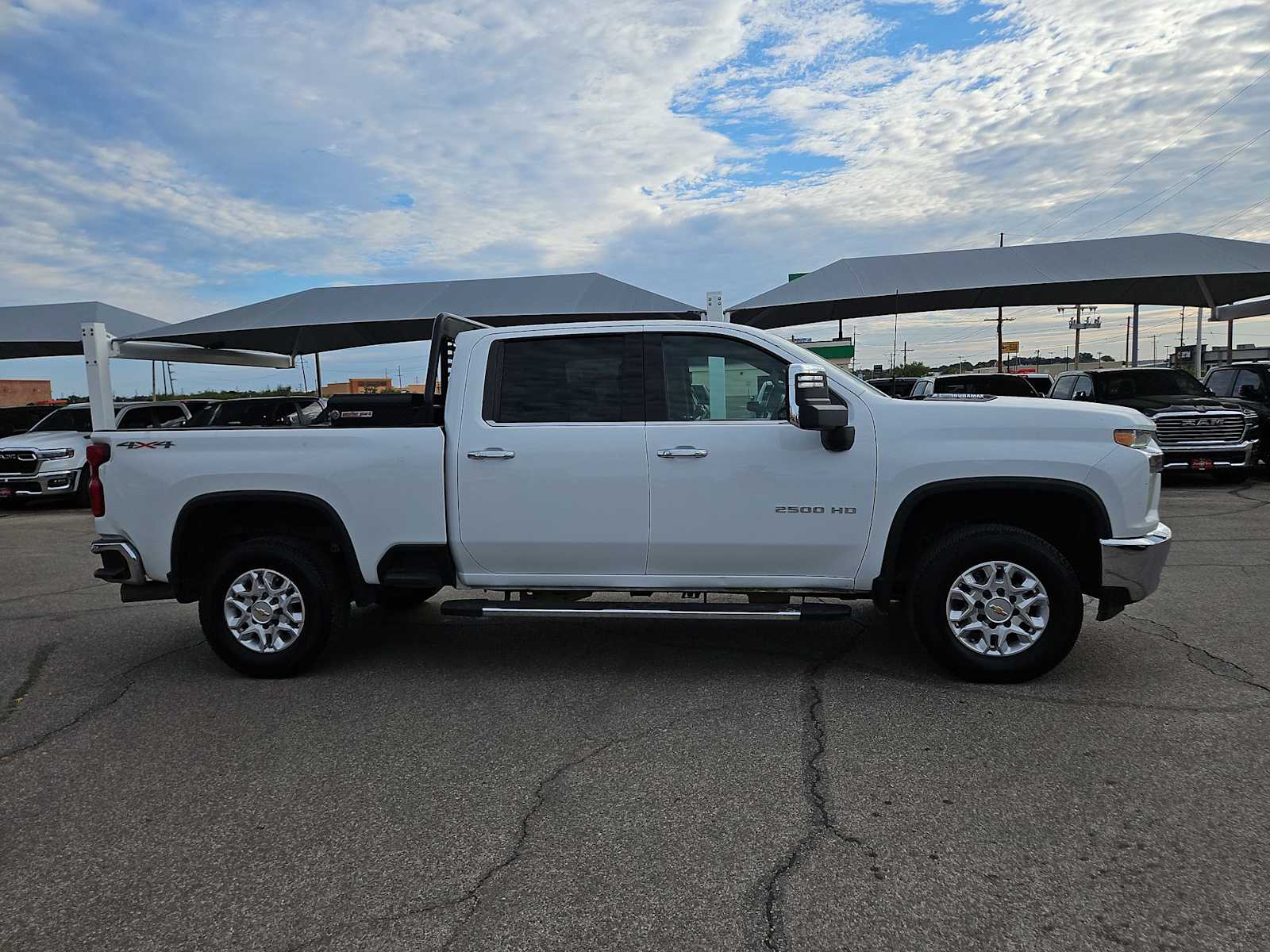 Thumbnail: 2021 Chevrolet Silverado 2500 - 9