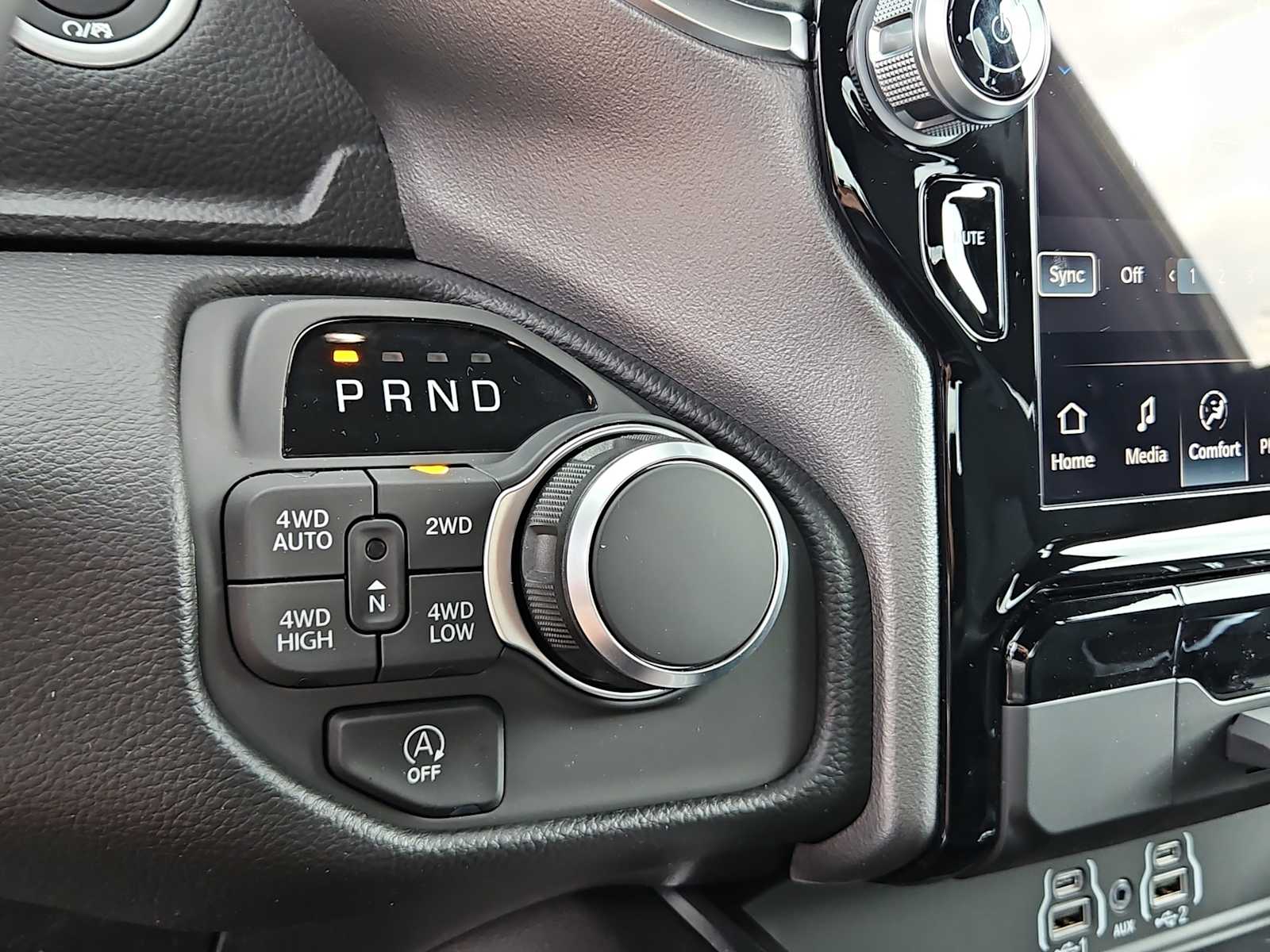 Thumbnail: 2026 RAM 1500 - 21
