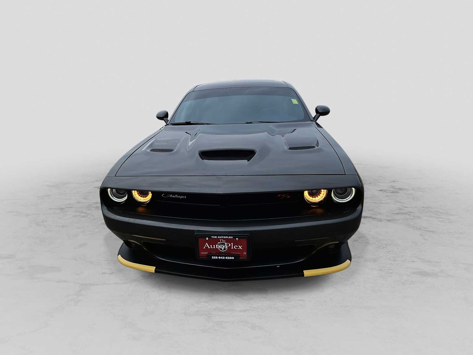 Thumbnail: 2023 Dodge Challenger - 3