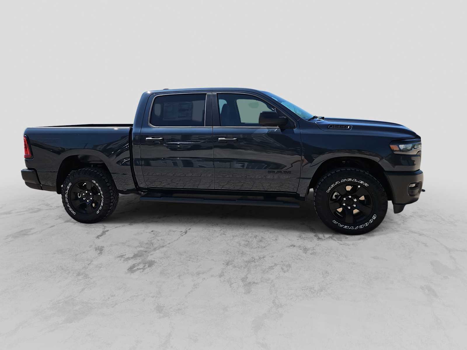 Thumbnail: 2026 RAM 1500 - 9