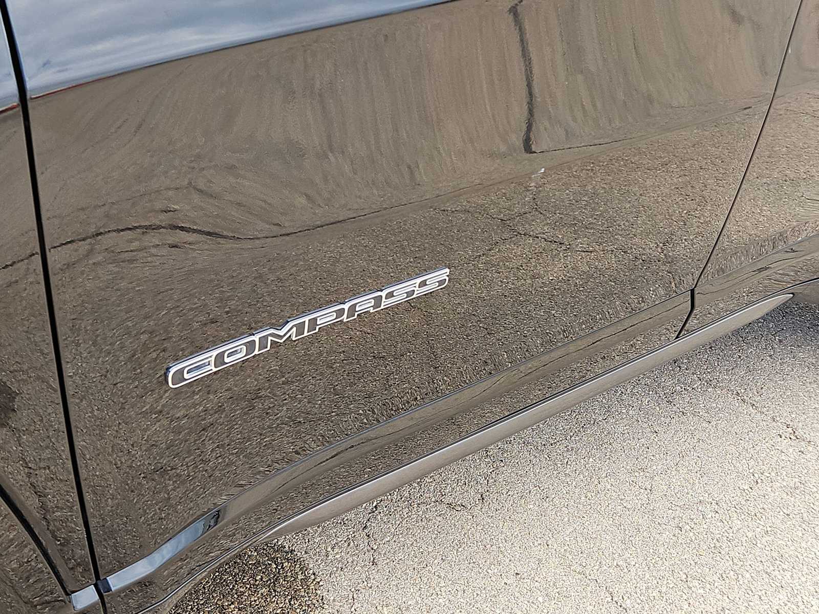 Thumbnail: 2022 Jeep Compass - 15