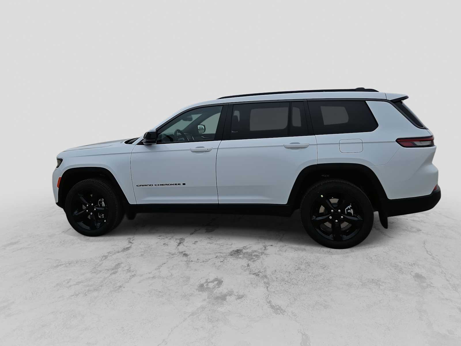 Thumbnail: 2026 Jeep Grand Cherokee L - 5