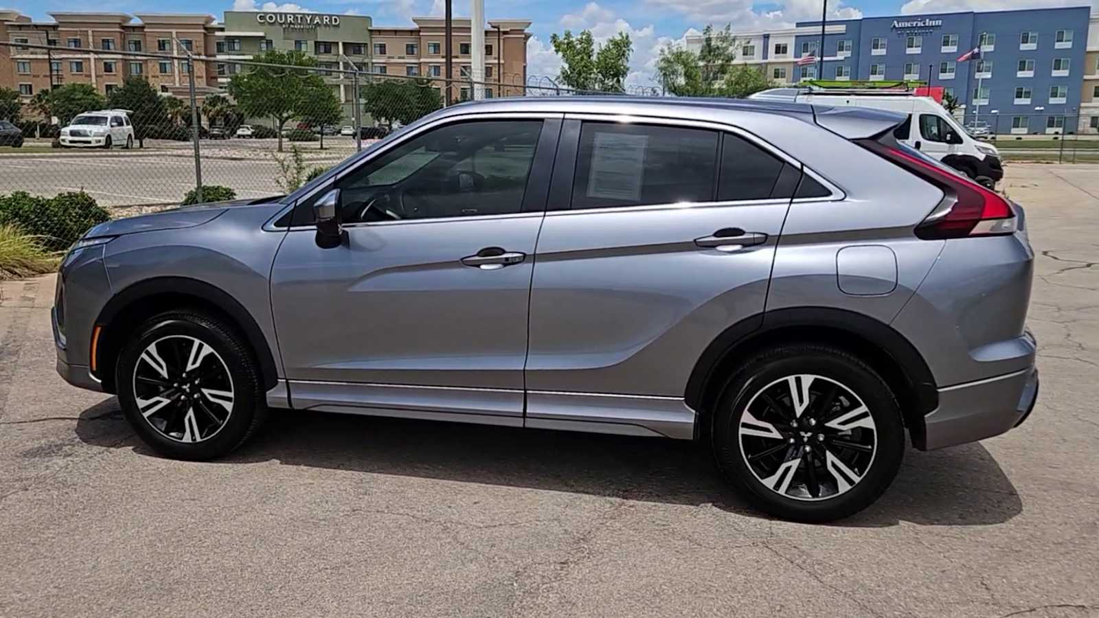 Thumbnail: 2024 Mitsubishi Eclipse Cross - 6