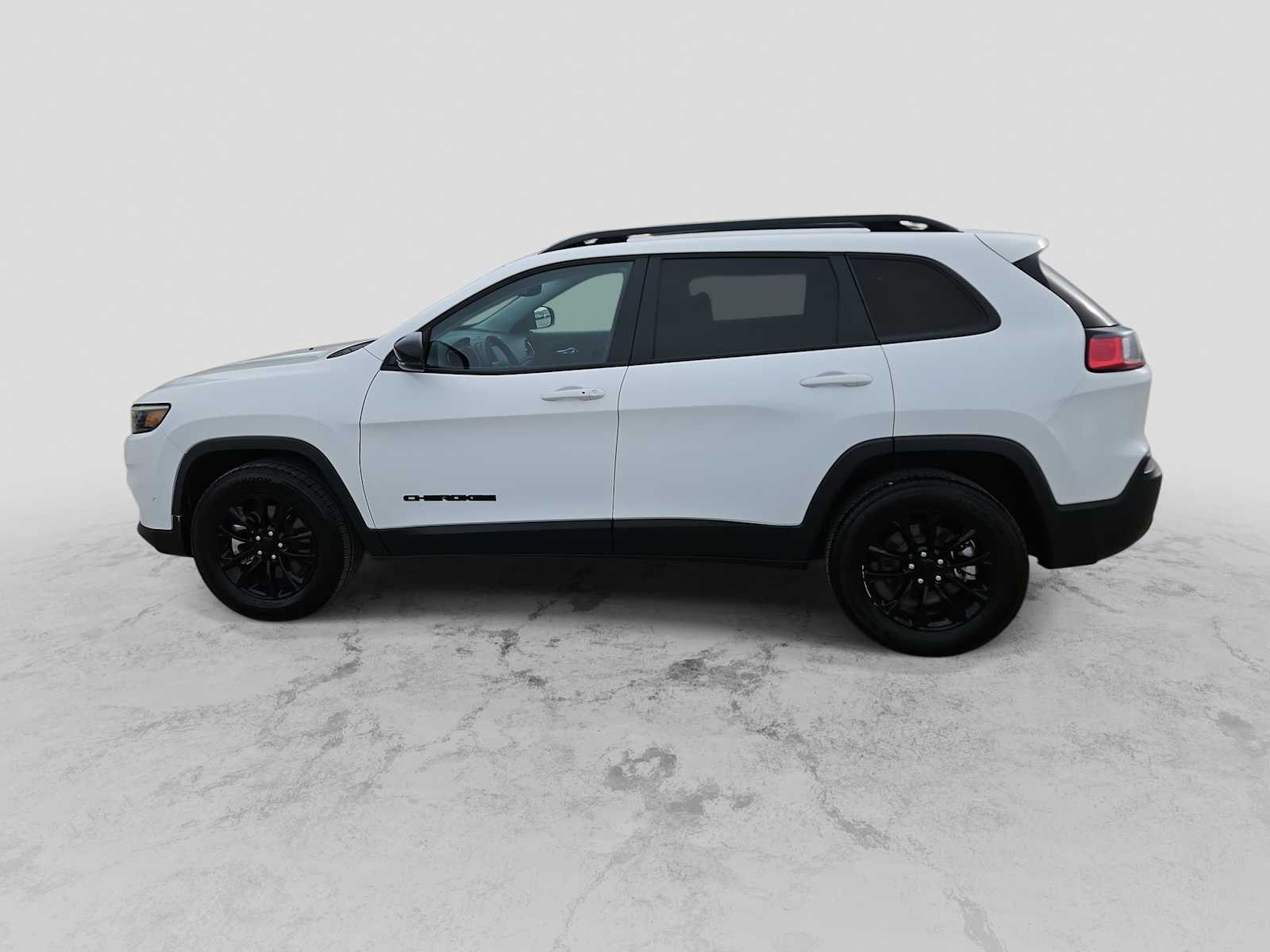 Thumbnail: 2023 Jeep Cherokee - 5