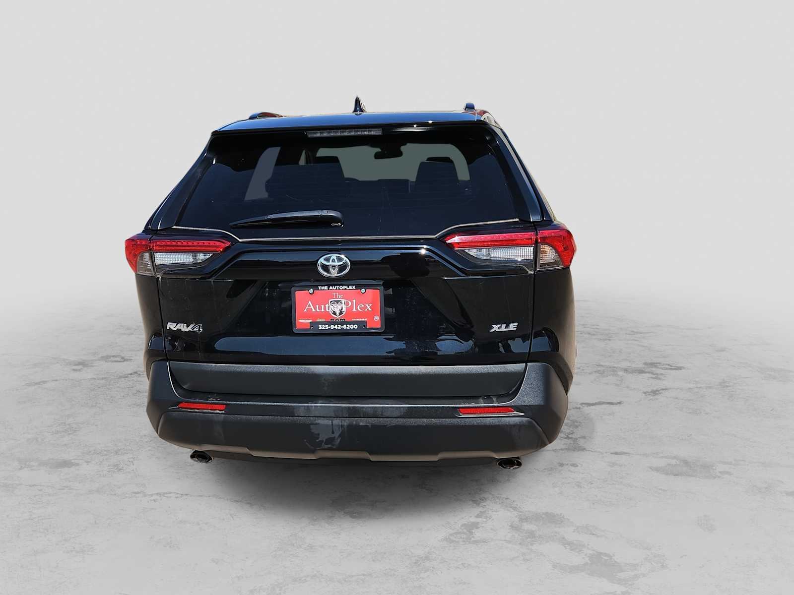 Thumbnail: 2023 Toyota RAV4 - 13