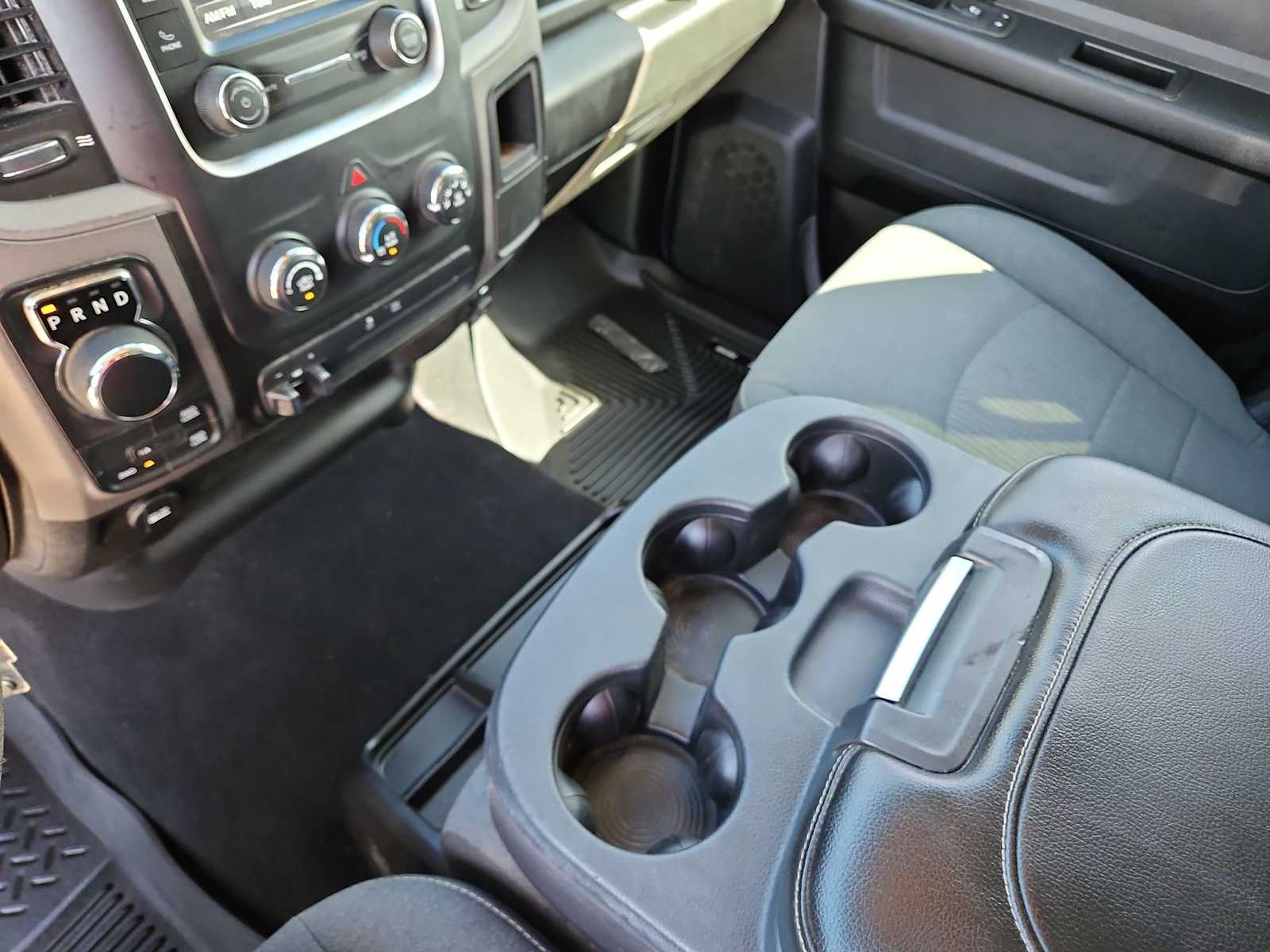 Thumbnail: 2022 RAM 1500 Classic - 24