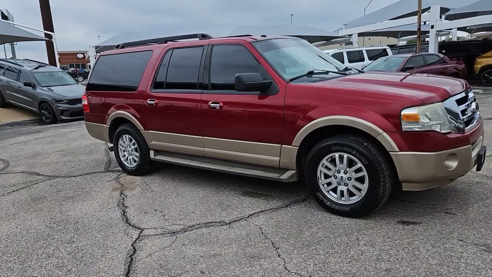 Used 2014 Ford Expedition XLT with VIN 1FMJK1H59EEF44362 for sale in San Angelo, TX