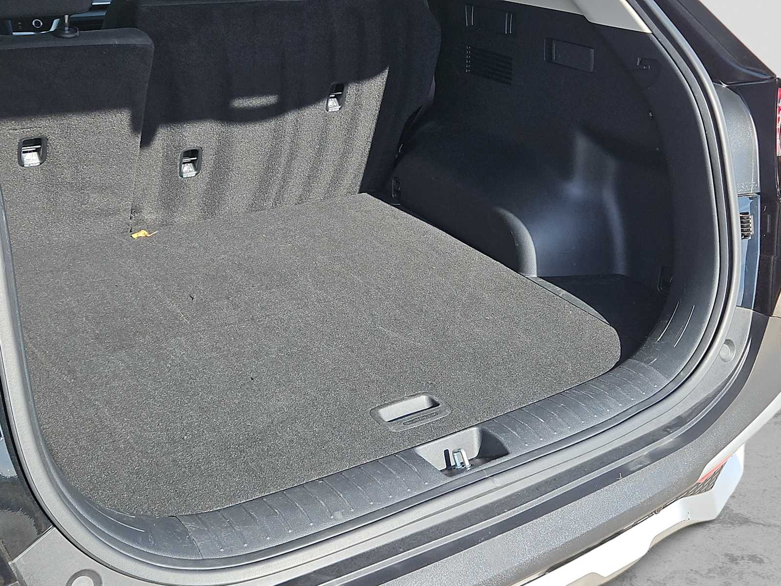 Thumbnail: 2025 Kia Sportage - 14