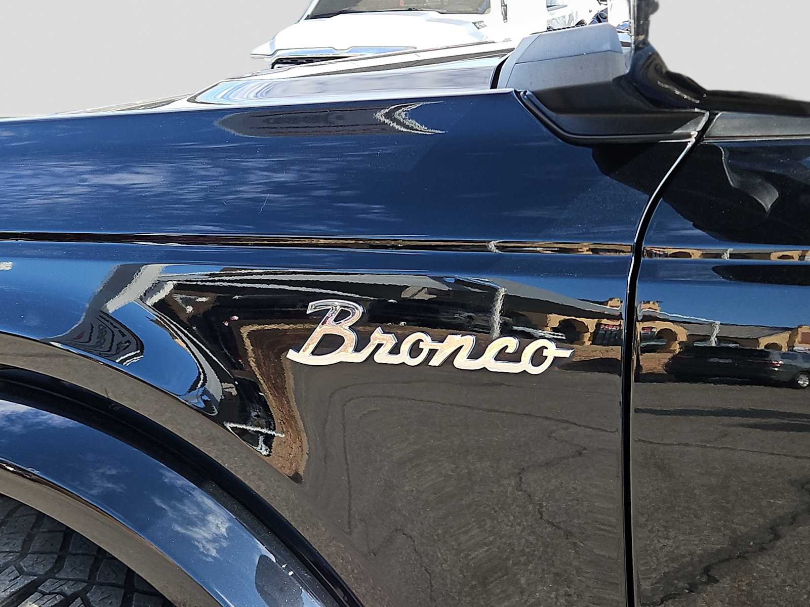 Thumbnail: 2022 Ford Bronco - 11