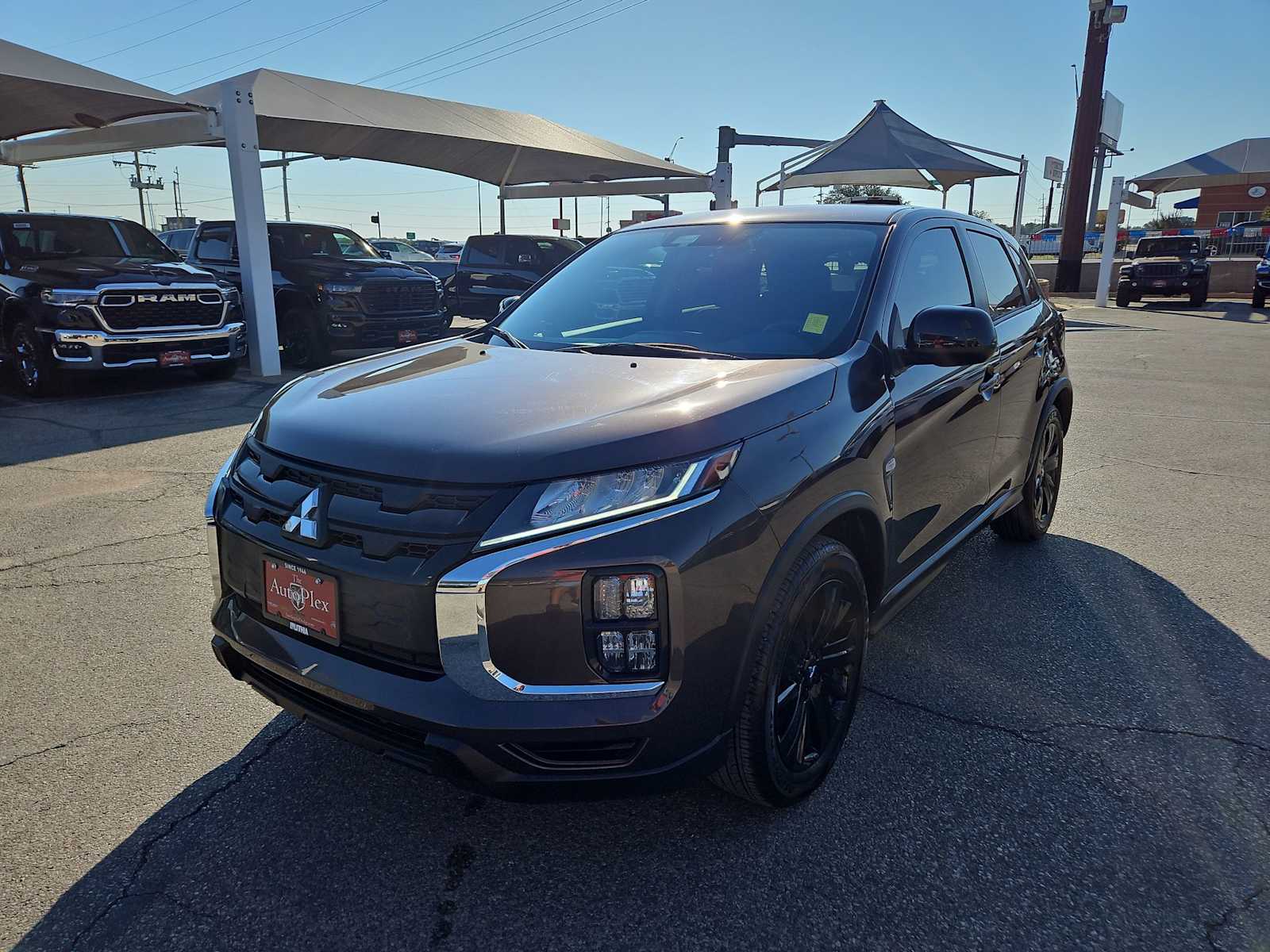 Thumbnail: 2024 Mitsubishi Outlander Sport - 4