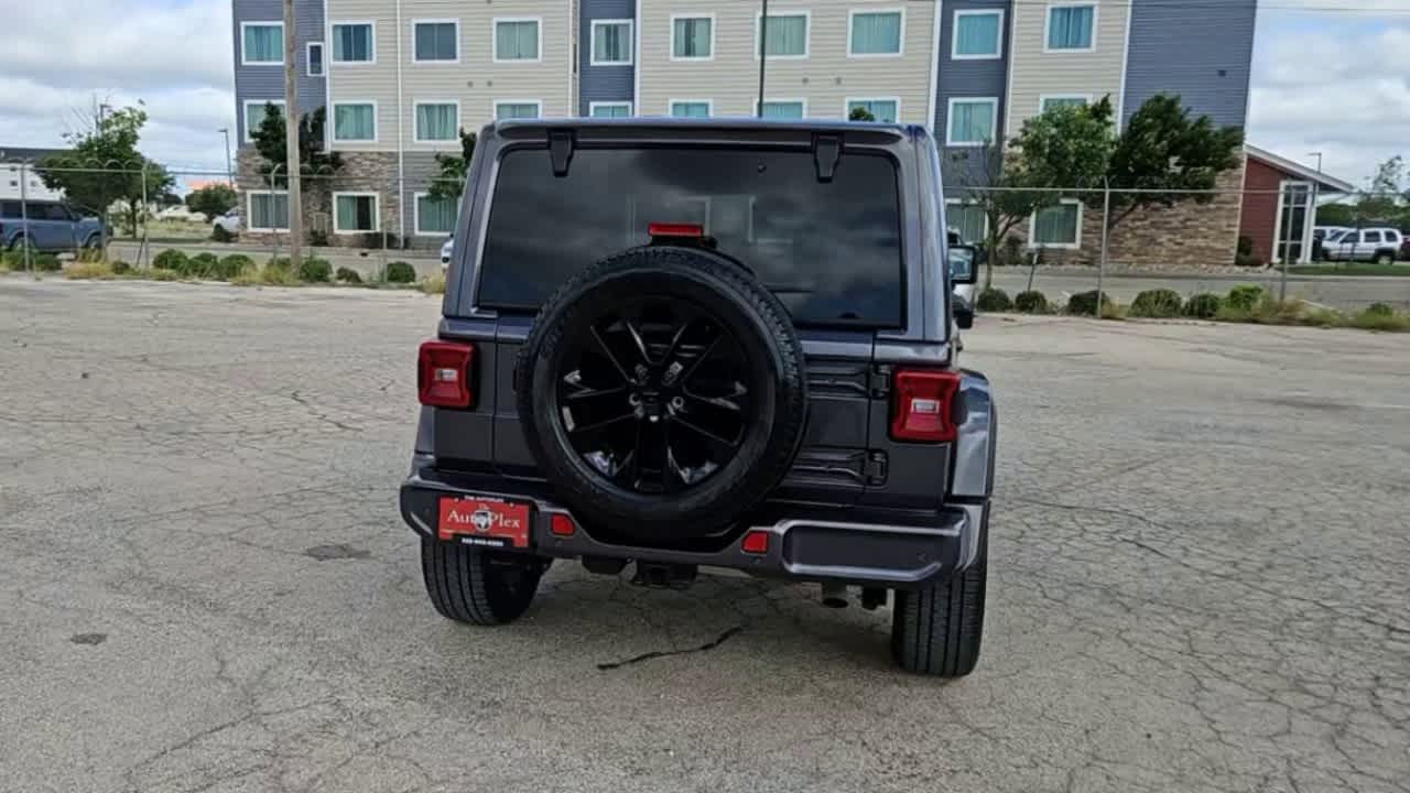 Thumbnail: 2021 Jeep Wrangler - 7