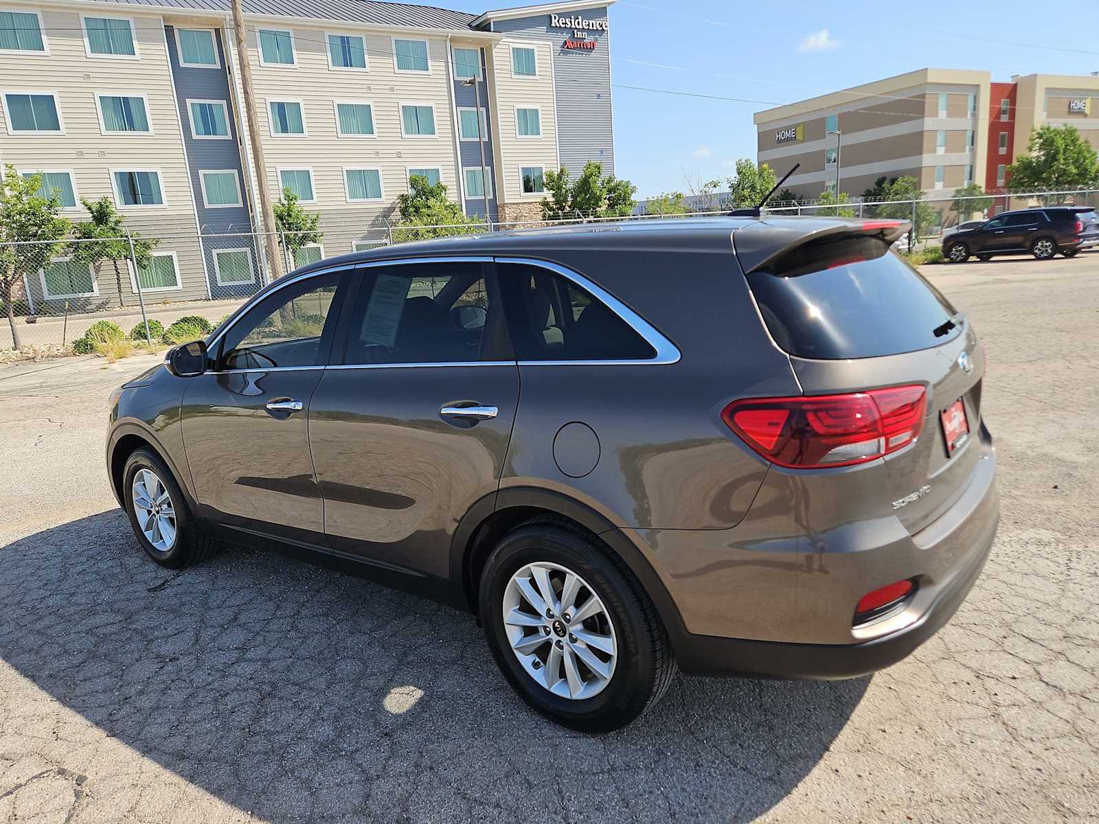 Thumbnail: 2019 Kia Sorento - 11