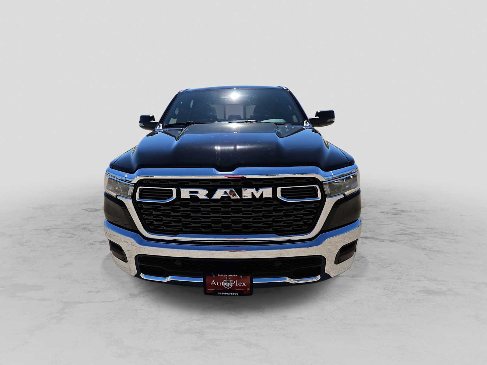Thumbnail: 2026 RAM 1500 - 3