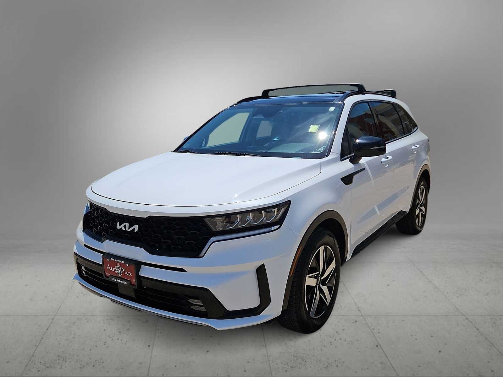2022 Kia Sorento EX Hero Image