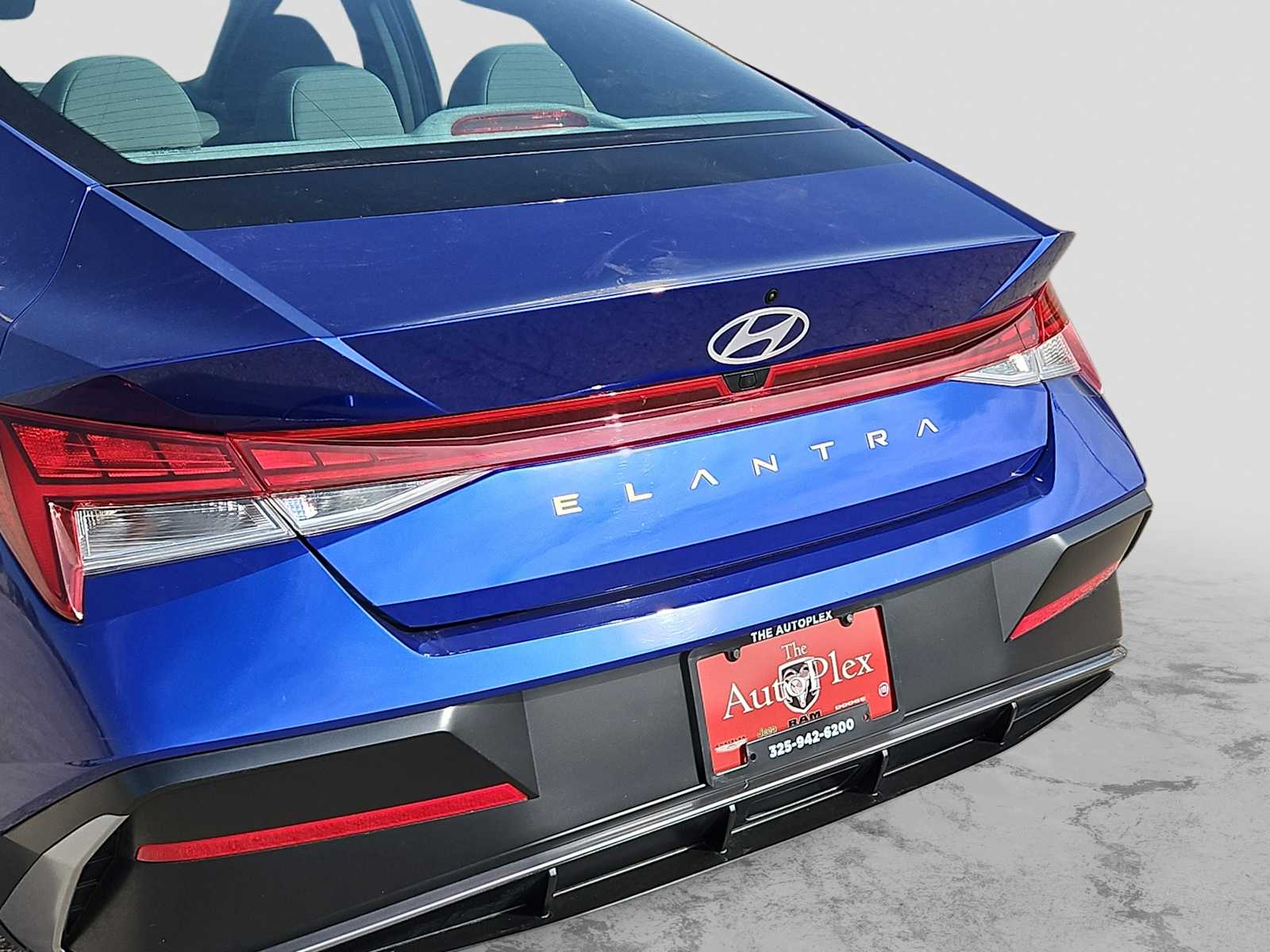 Thumbnail: 2025 Hyundai Elantra - 23