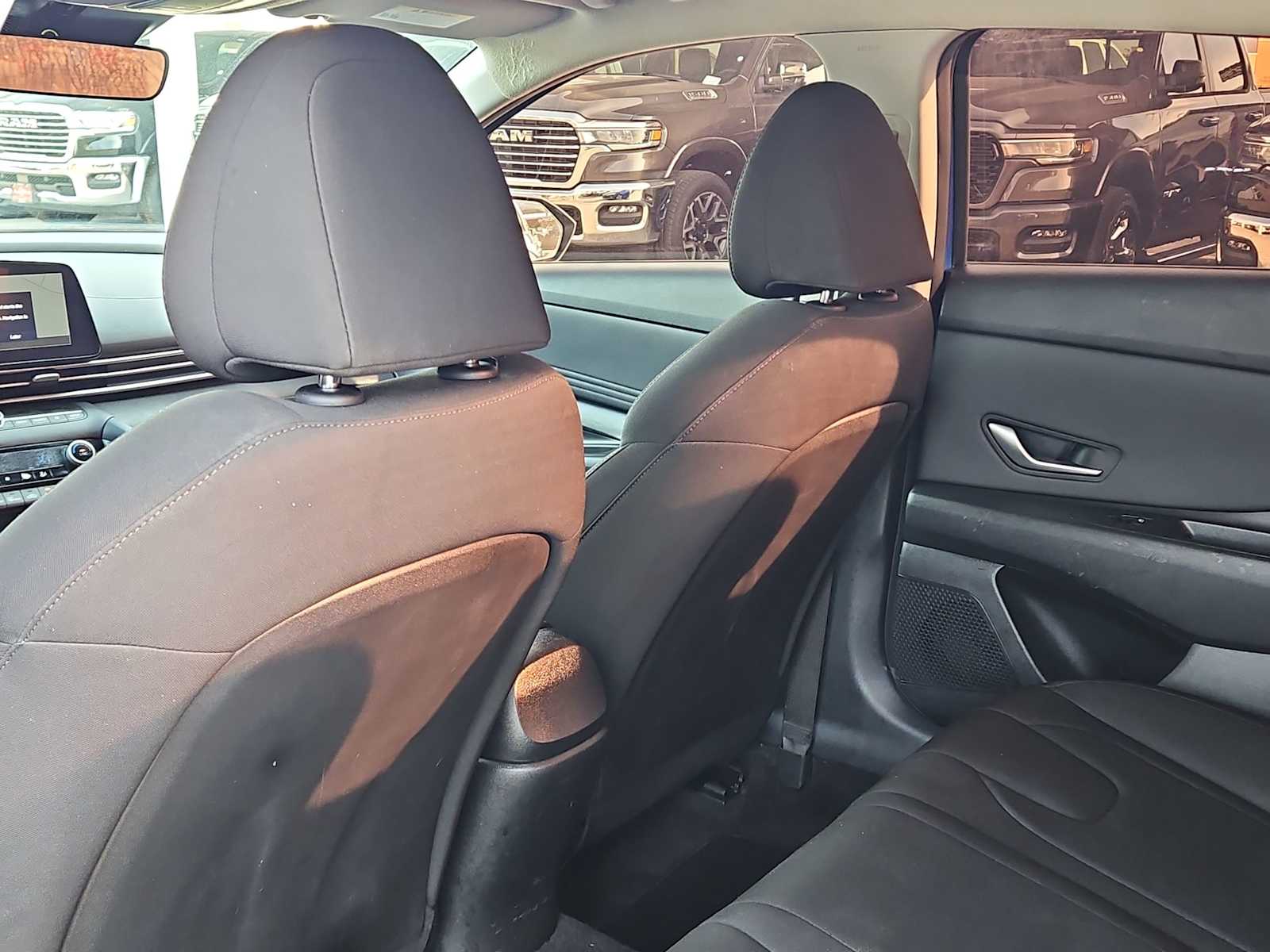 Thumbnail: 2023 Hyundai Elantra - 14