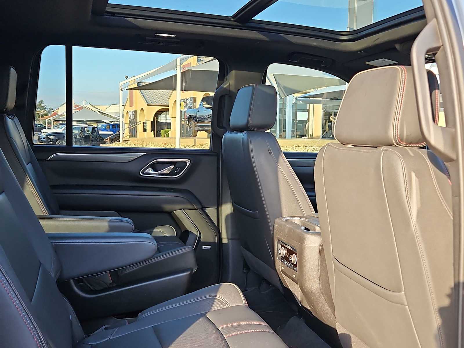 Thumbnail: 2023 Chevrolet Suburban - 16