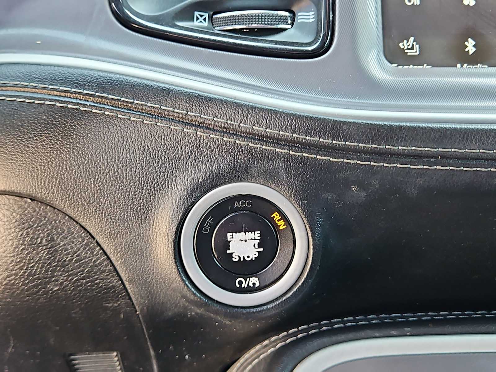 Thumbnail: 2022 Dodge Challenger - 24