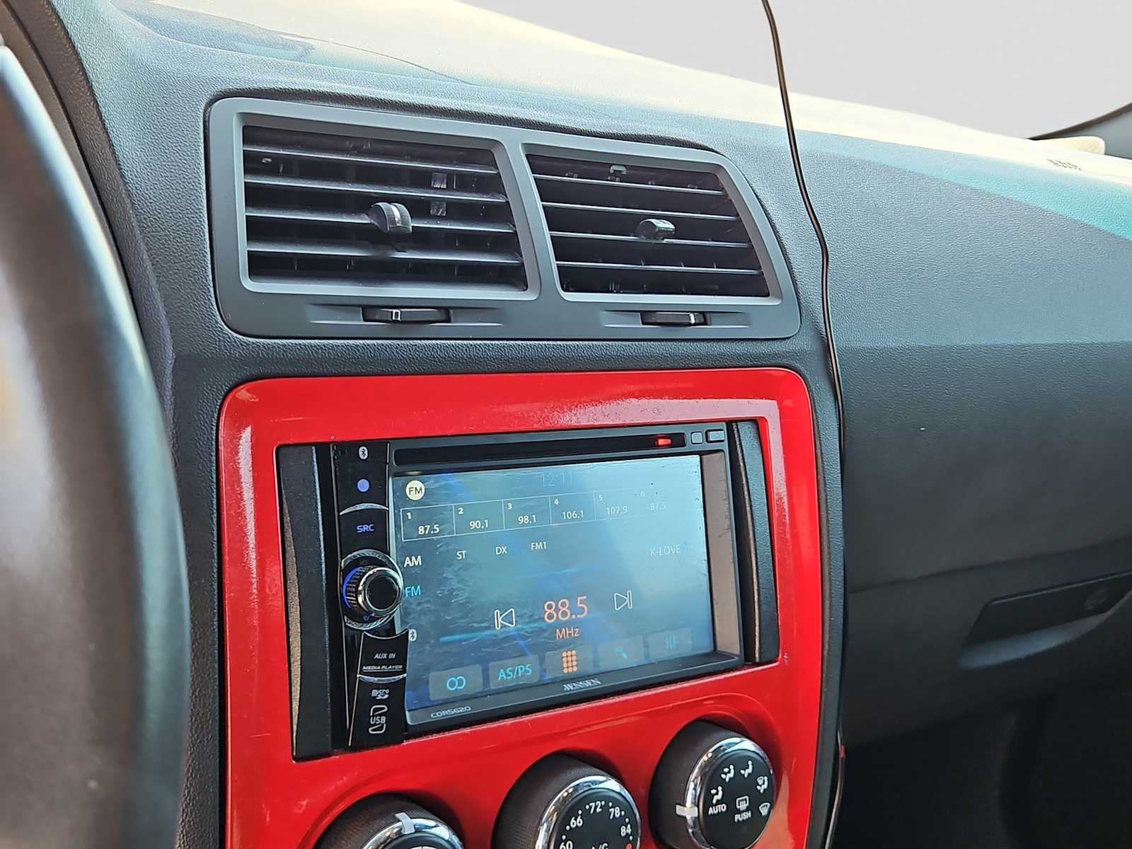 Thumbnail: 2014 Dodge Challenger - 20