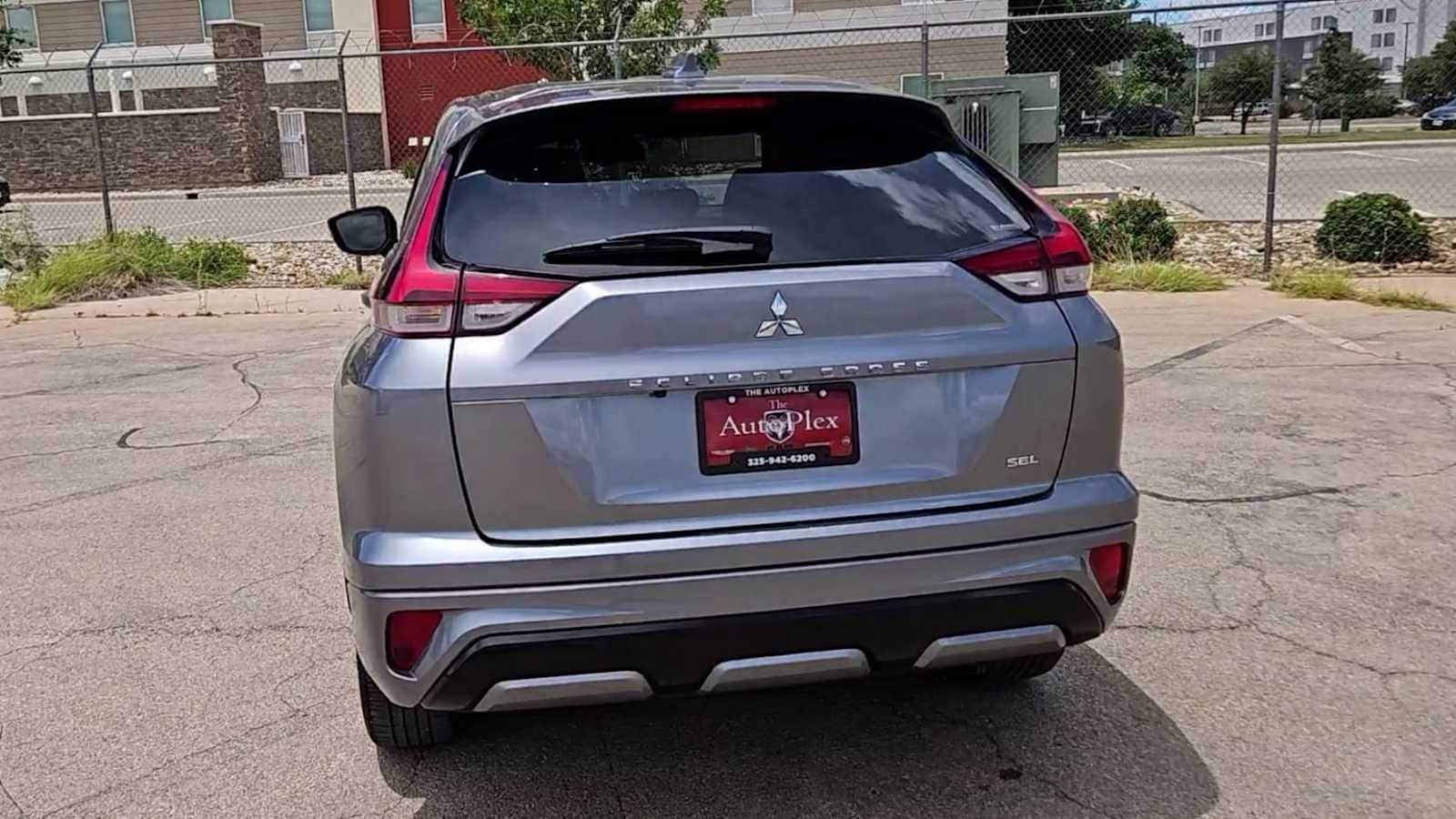 Thumbnail: 2024 Mitsubishi Eclipse Cross - 7