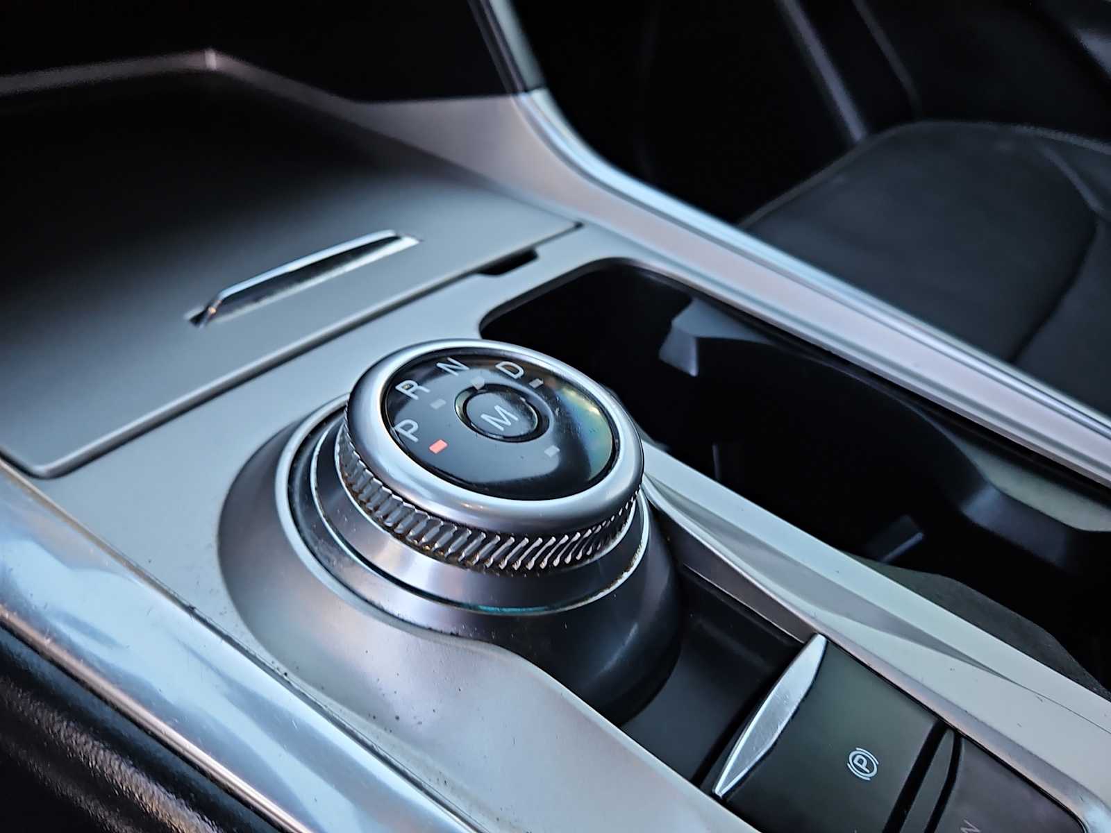 Thumbnail: 2020 Ford Explorer - 21