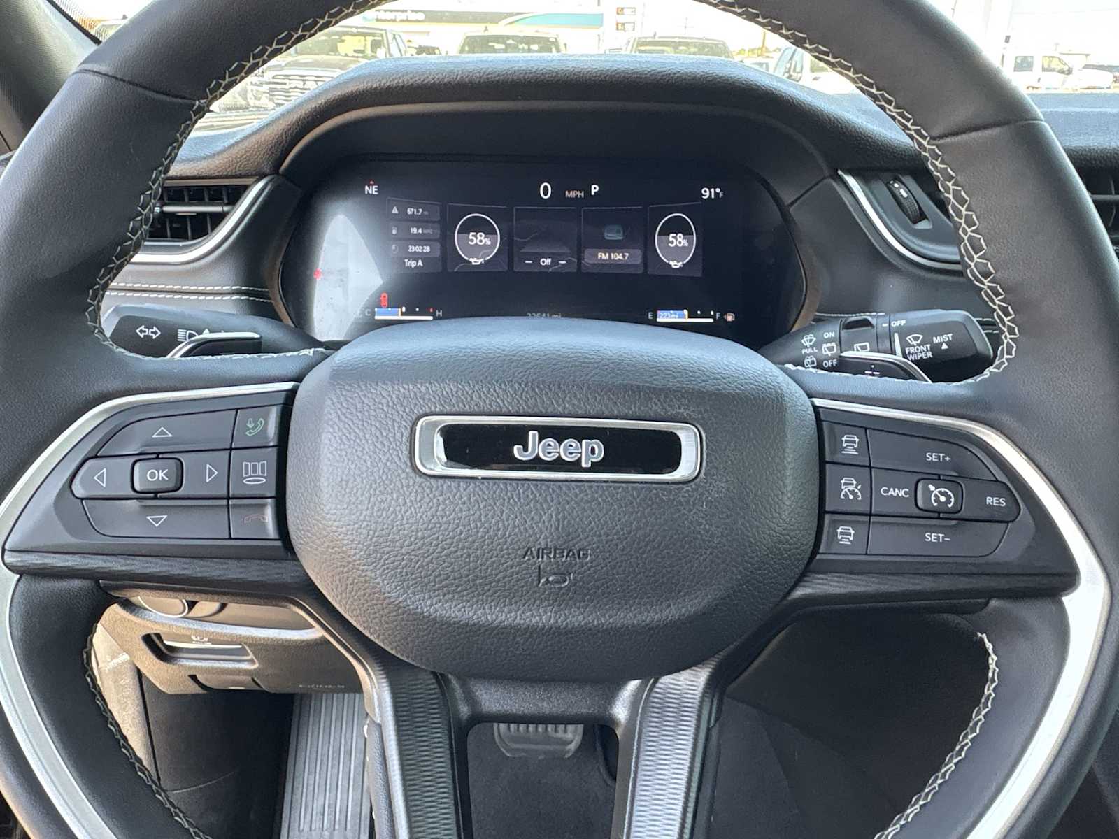 Thumbnail: 2024 Jeep Grand Cherokee L - 19