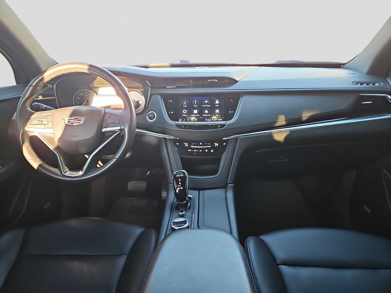 Thumbnail: 2022 Cadillac XT6 - 14