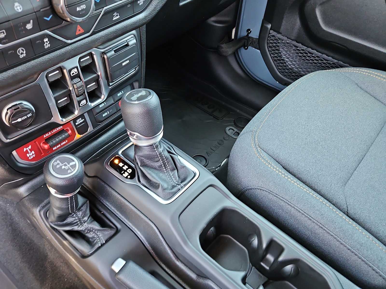 Thumbnail: 2026 Jeep Wrangler - 20