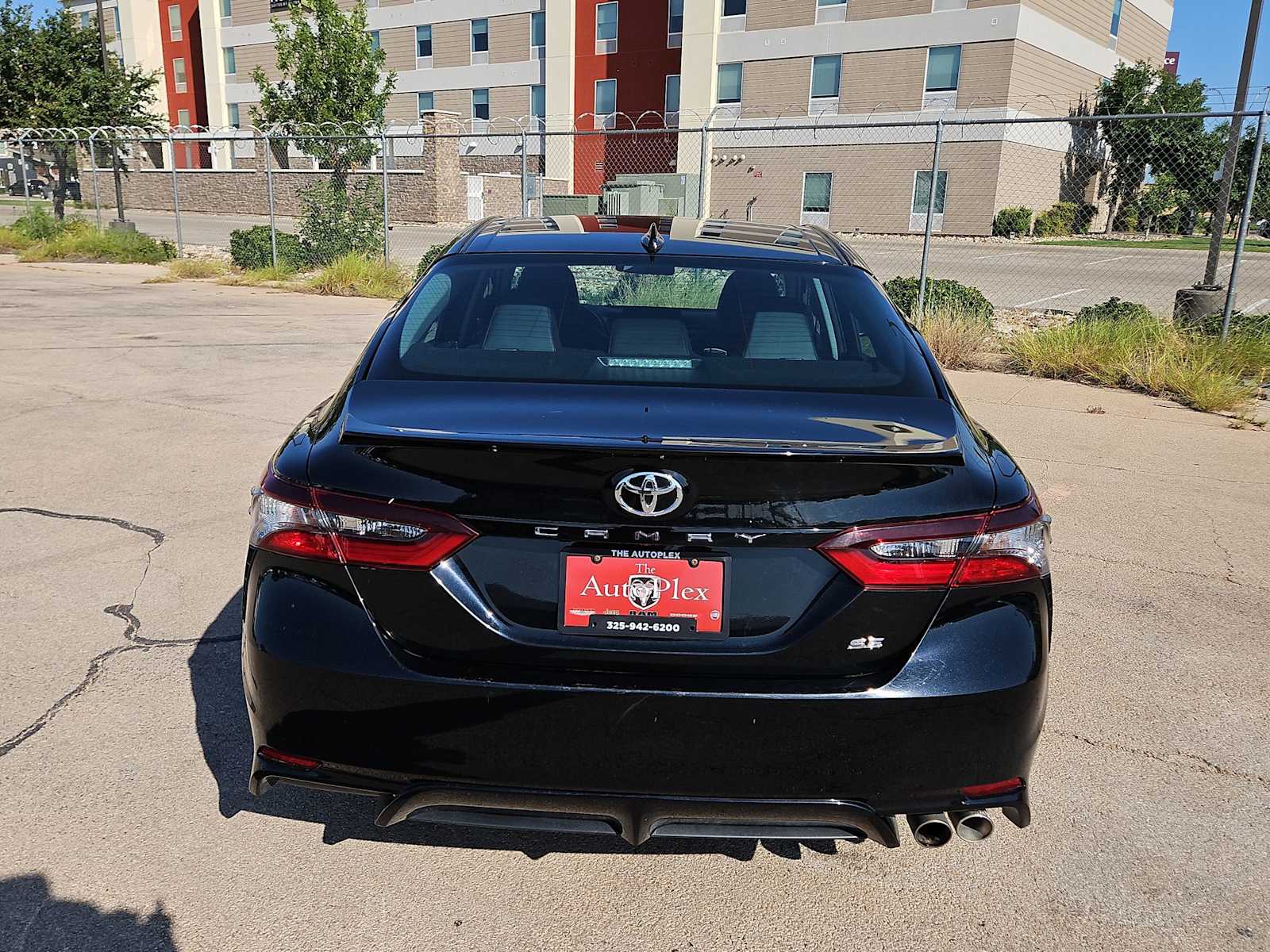 Thumbnail: 2023 Toyota Camry - 13