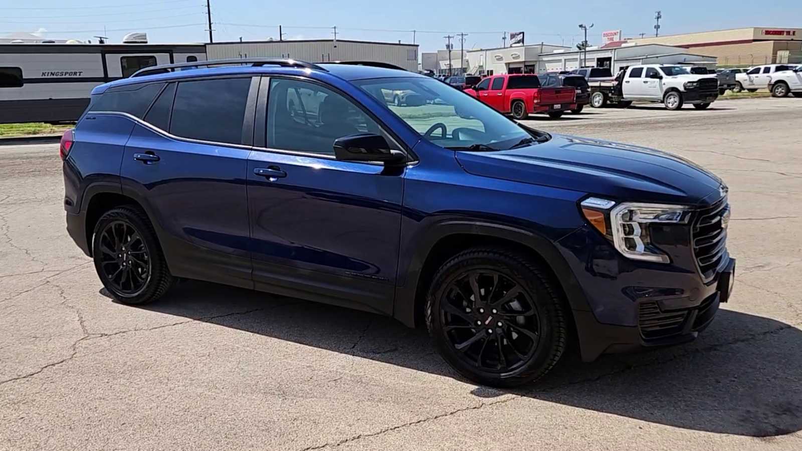 Thumbnail: 2023 GMC Terrain - 9