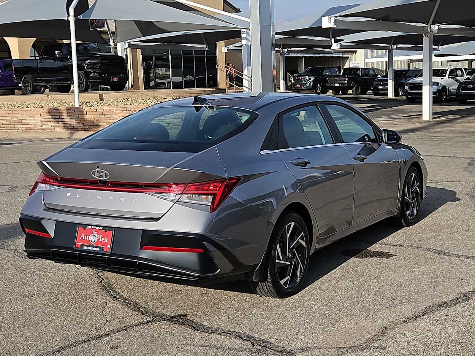 Thumbnail: 2024 Hyundai Elantra - 8