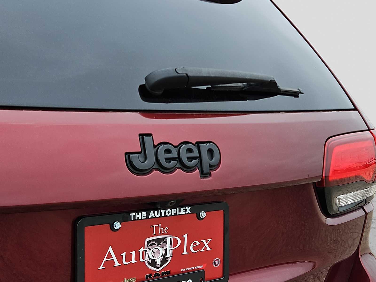 Thumbnail: 2019 Jeep Grand Cherokee - 11
