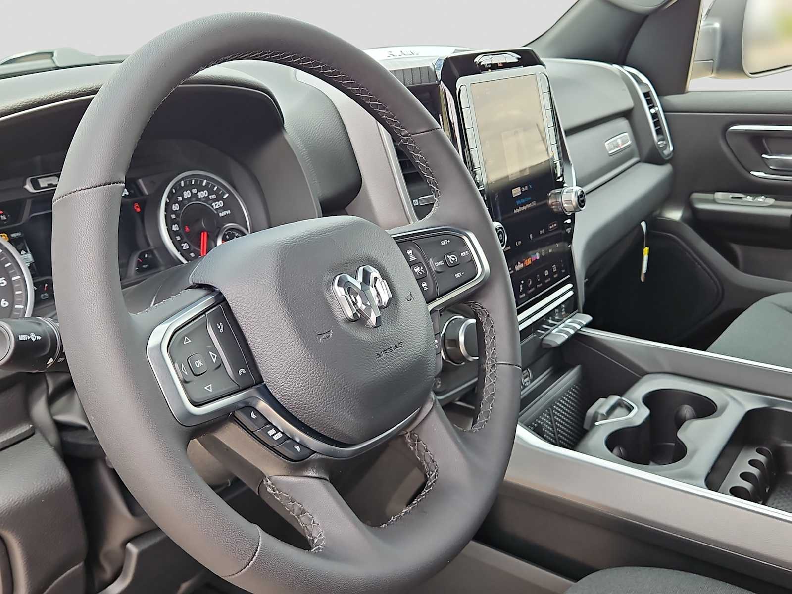Thumbnail: 2026 RAM 1500 - 10