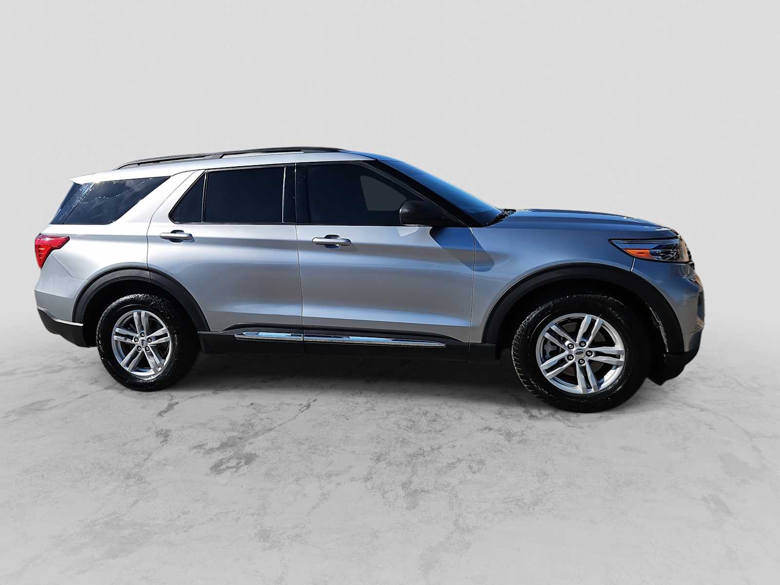 Thumbnail: 2022 Ford Explorer - 9