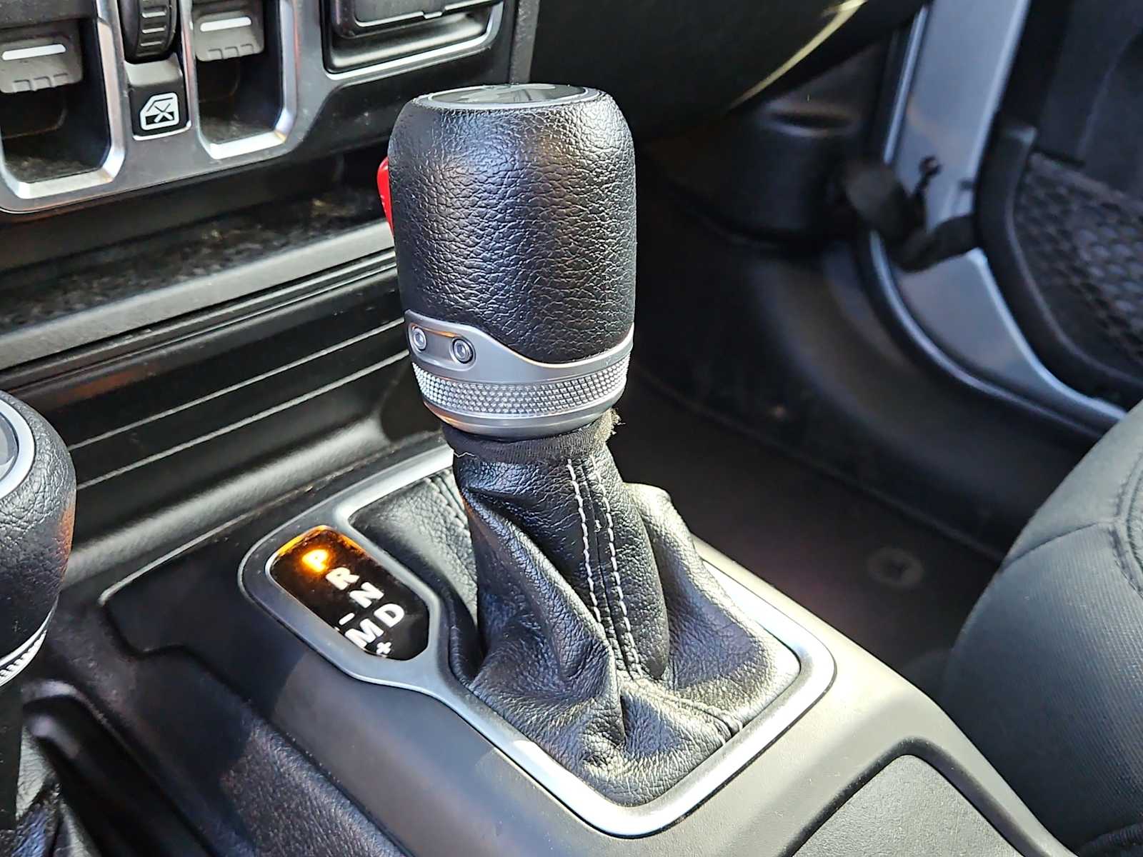 Thumbnail: 2021 Jeep Wrangler - 21