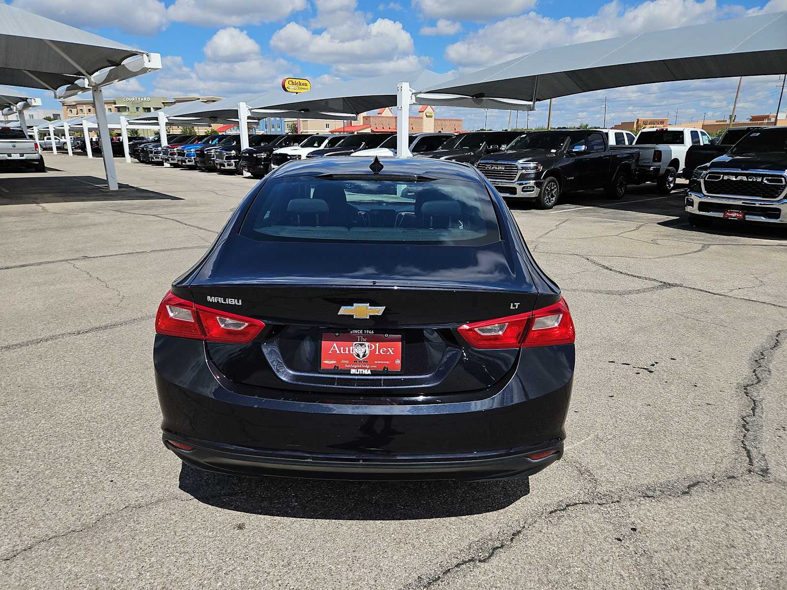 Thumbnail: 2023 Chevrolet Malibu - 4