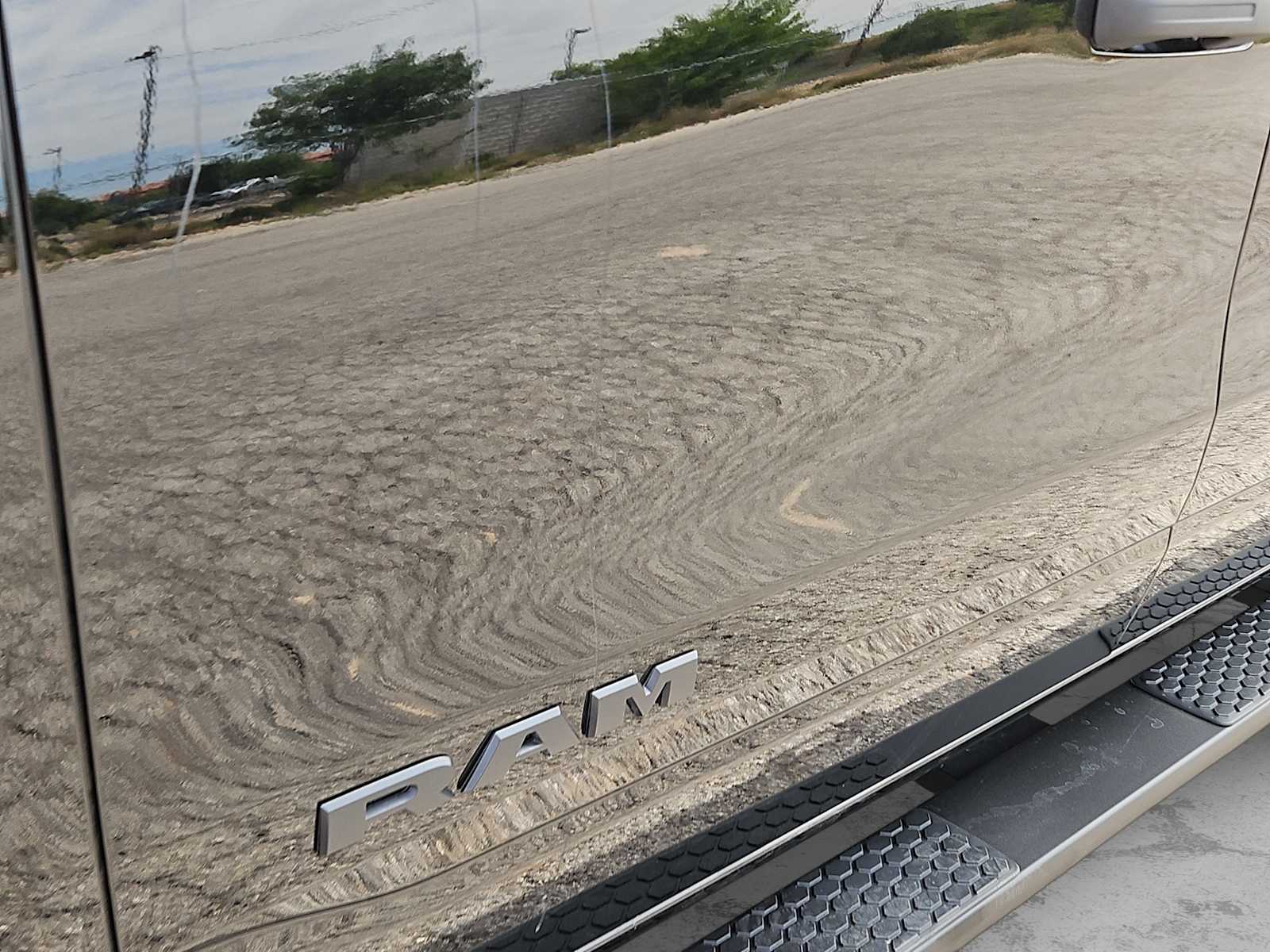 Thumbnail: 2026 RAM 1500 - 11