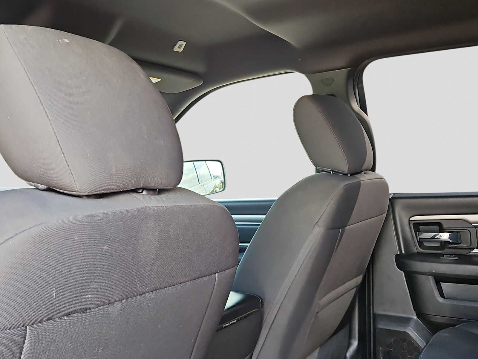 Thumbnail: 2021 RAM 1500 Classic - 16