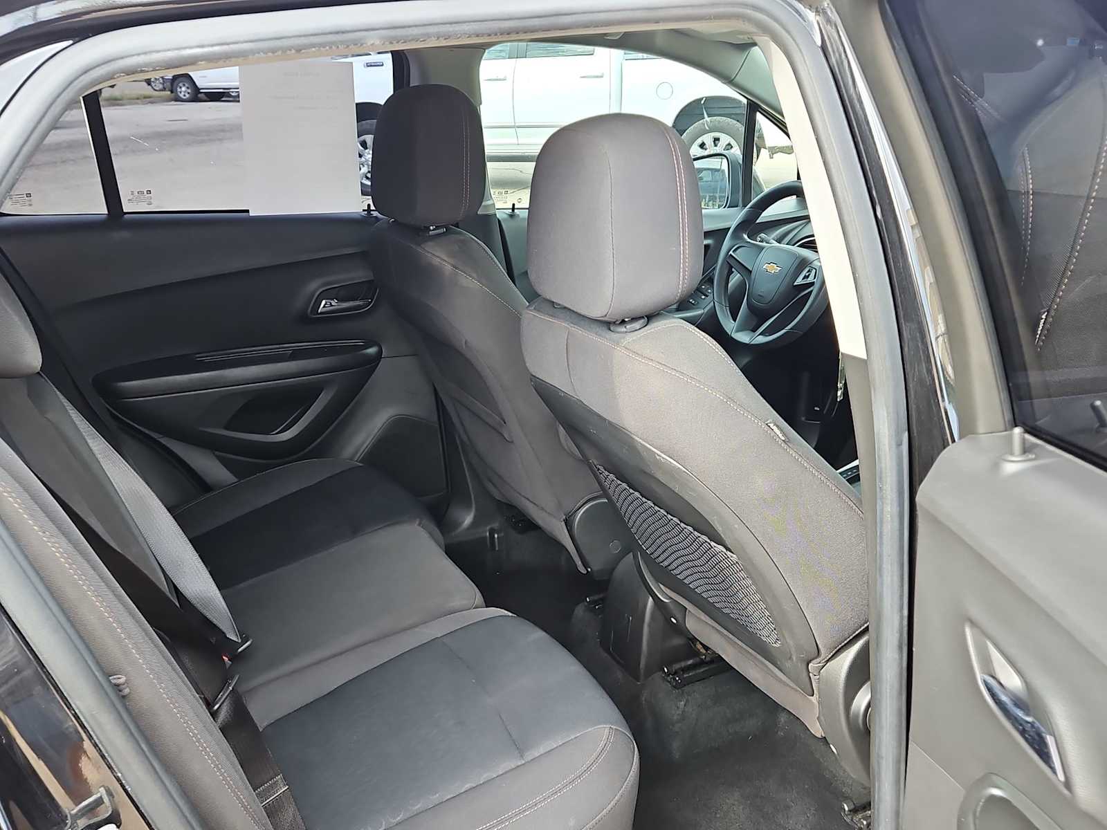Thumbnail: 2021 Chevrolet Trax - 17