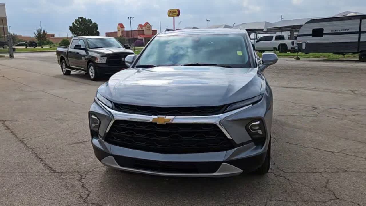 Thumbnail: 2023 Chevrolet Blazer - 3