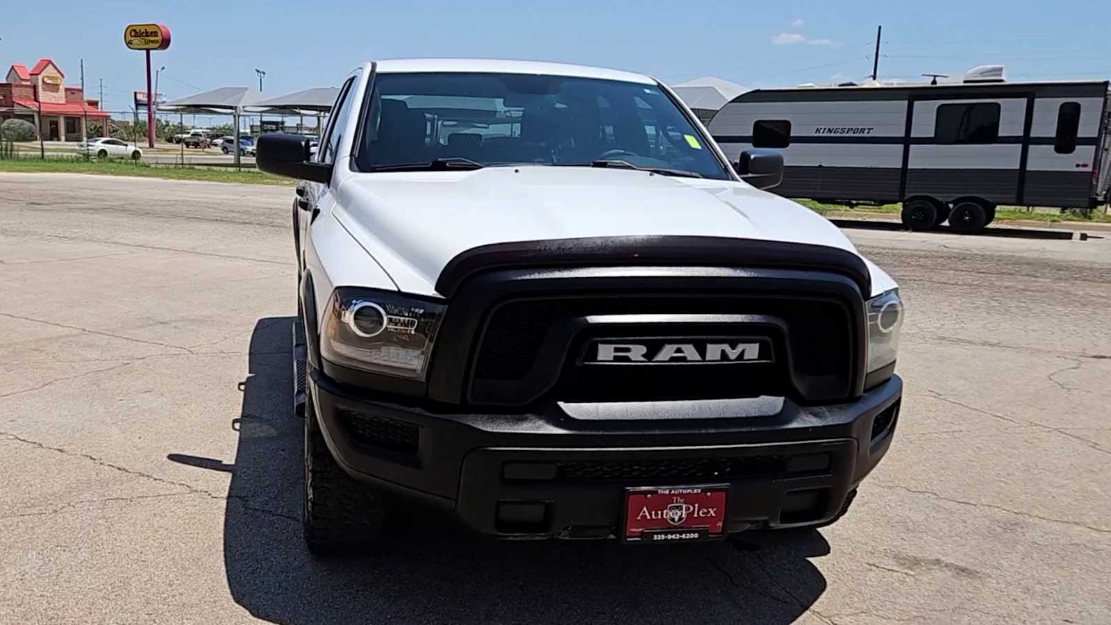 Thumbnail: 2021 RAM 1500 Classic - 3