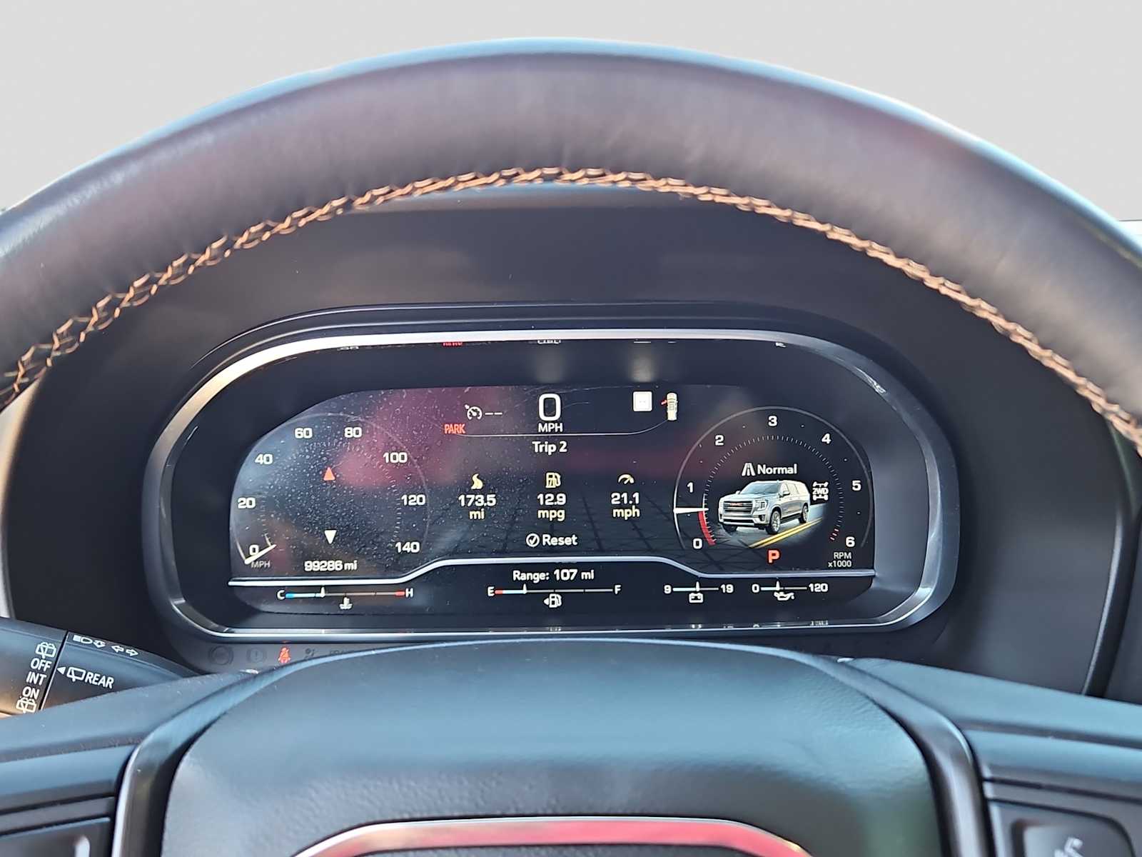 Thumbnail: 2022 GMC Yukon XL - 22