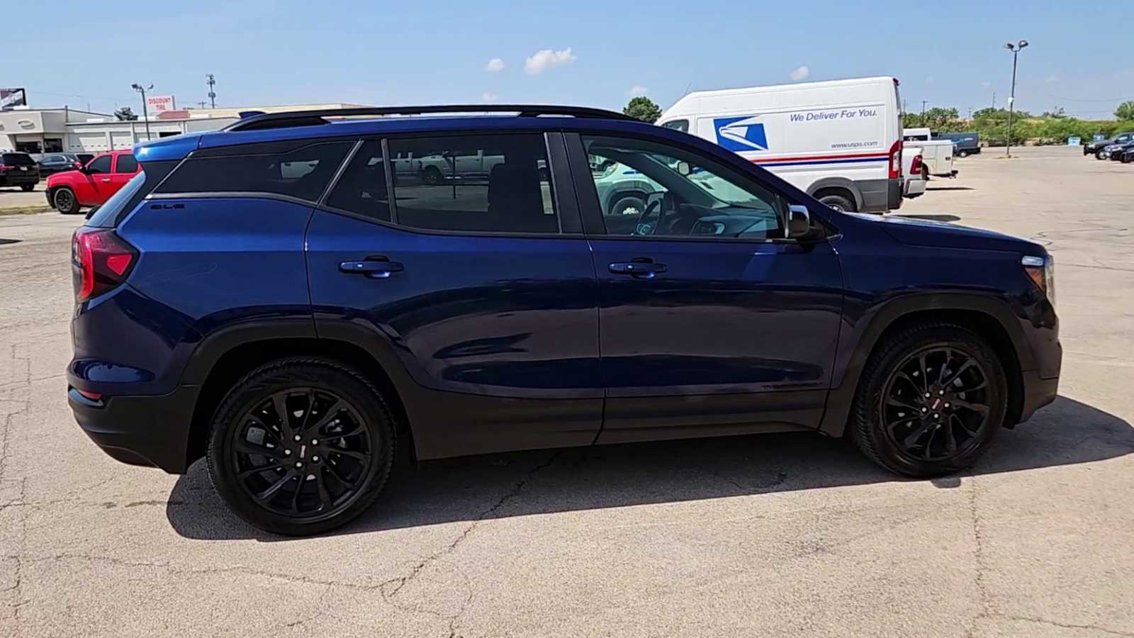 Thumbnail: 2023 GMC Terrain - 8