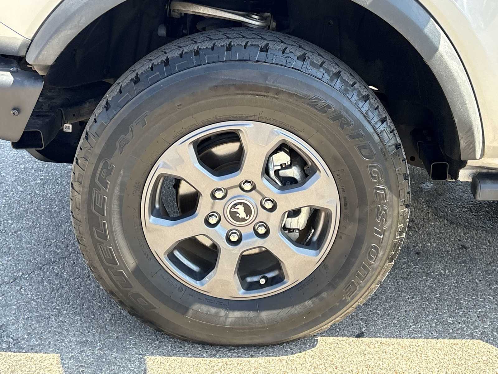 Thumbnail: 2022 Ford Bronco - 12